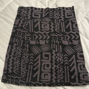 Early 2000’s mini skirt forever 21 black and gray size xs